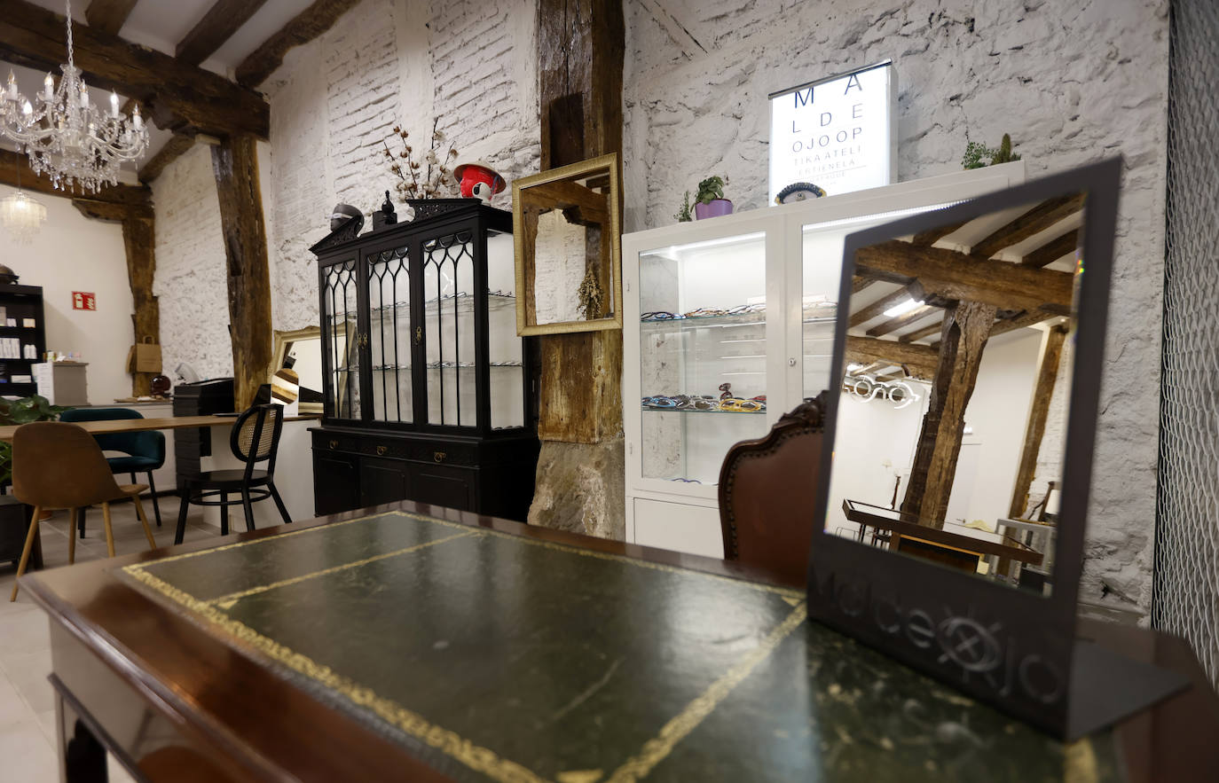 Fotos: Del Arriaga al Zubizuri: así son las gafas inspiradas en edificios e iconos de Bilbao