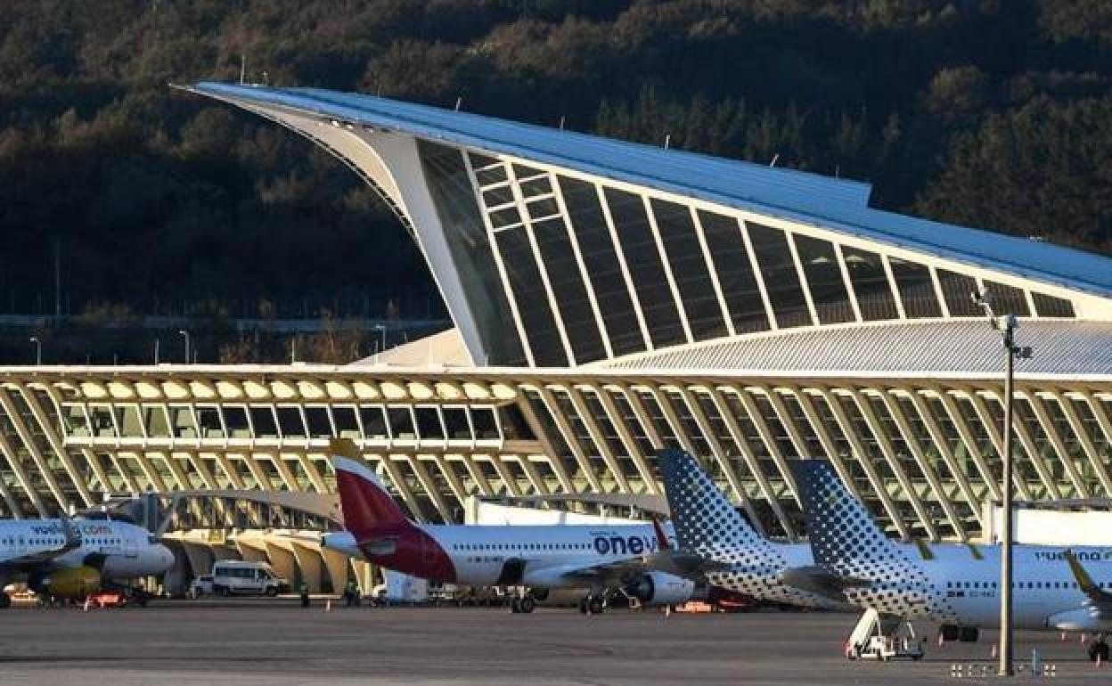 Nueva ruta entre el aeropuerto de Loiu y Cerdeña