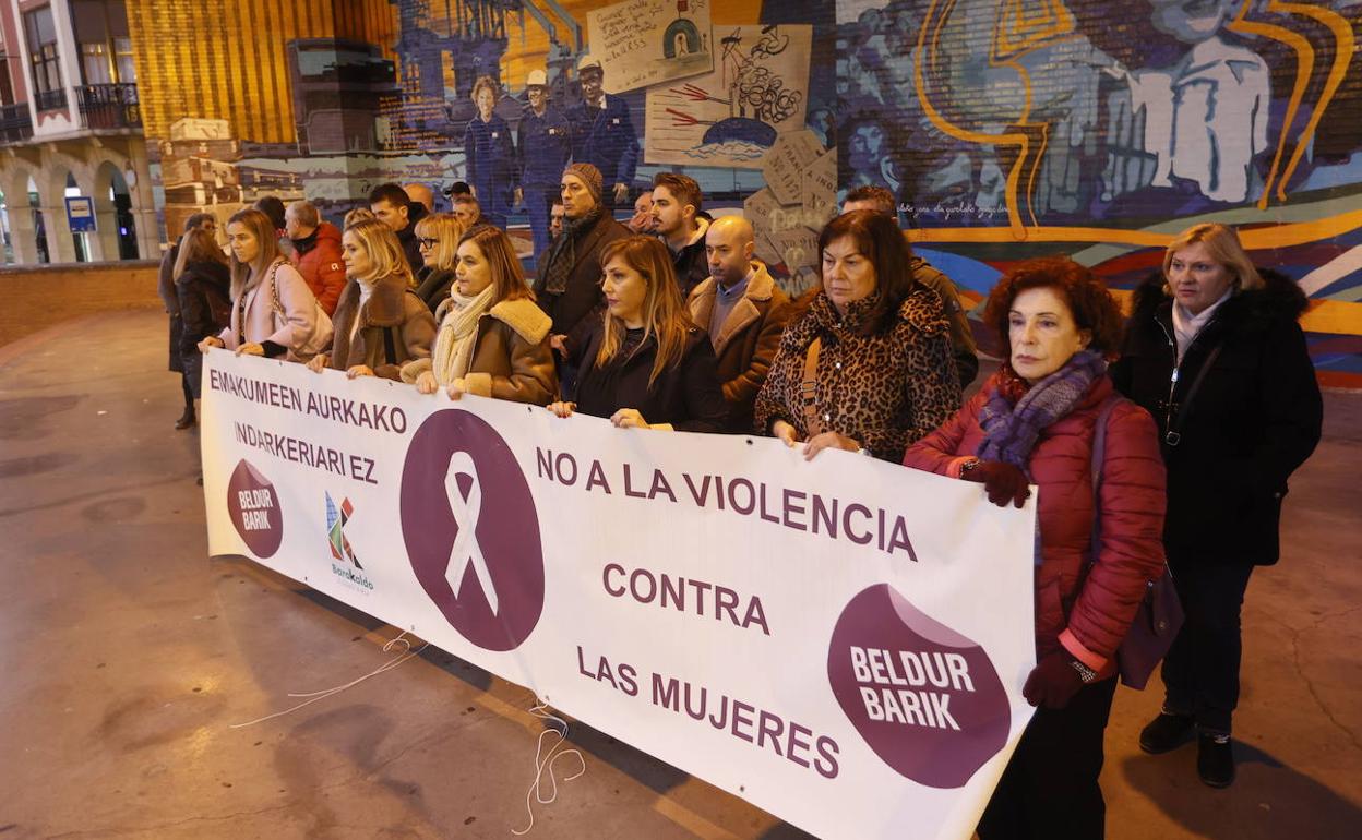 Concentración de protesta contra una agresión sexual en Barakaldo. 