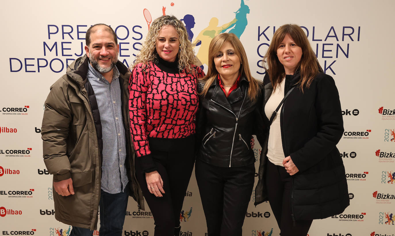 Luis Arbiol, Susana Alaguero, Rosa Pardo y Janire Torvisco.