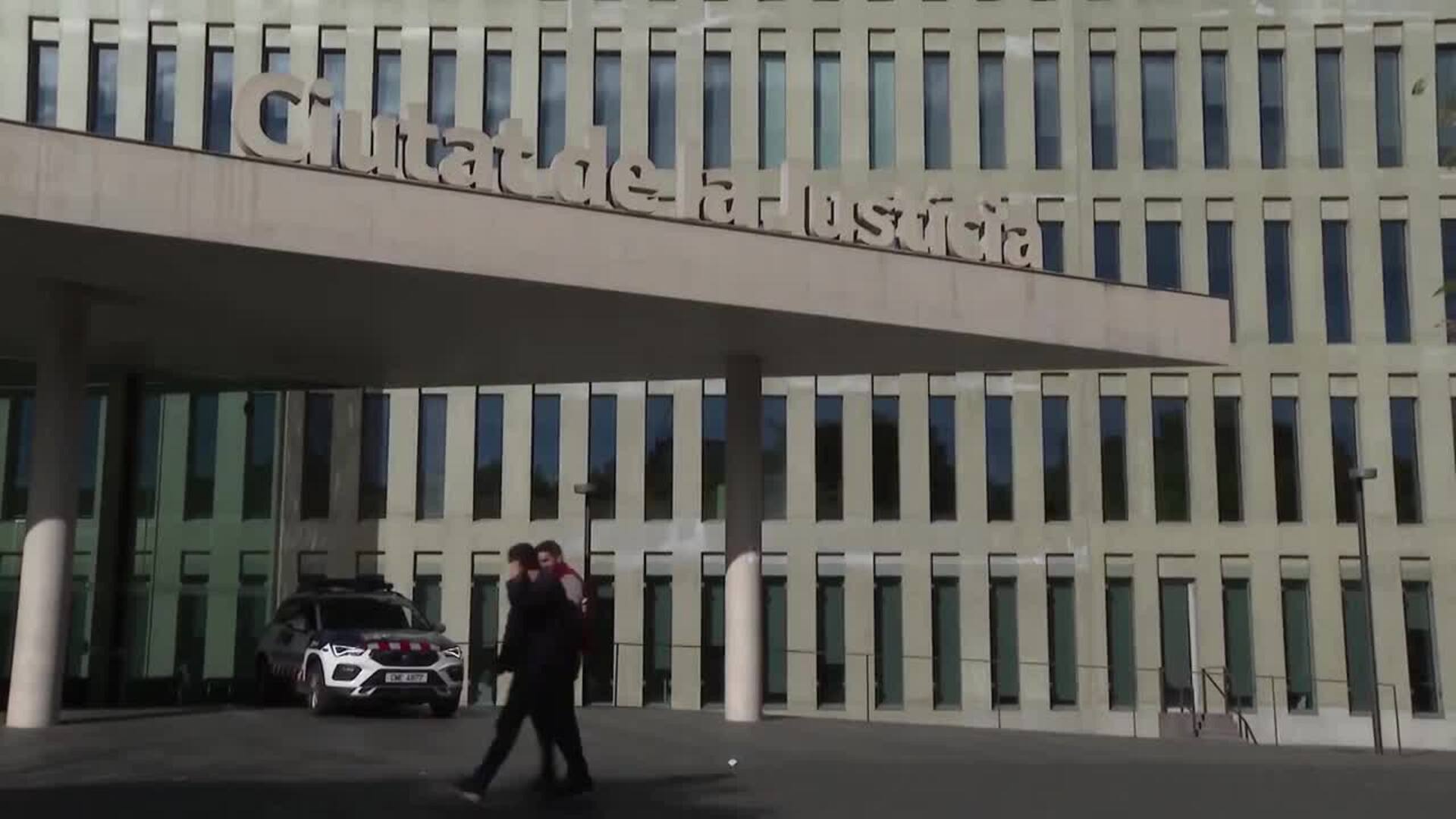 El juez del 'caso Negreira' atribuye al FC Barcelona un delito de cohecho