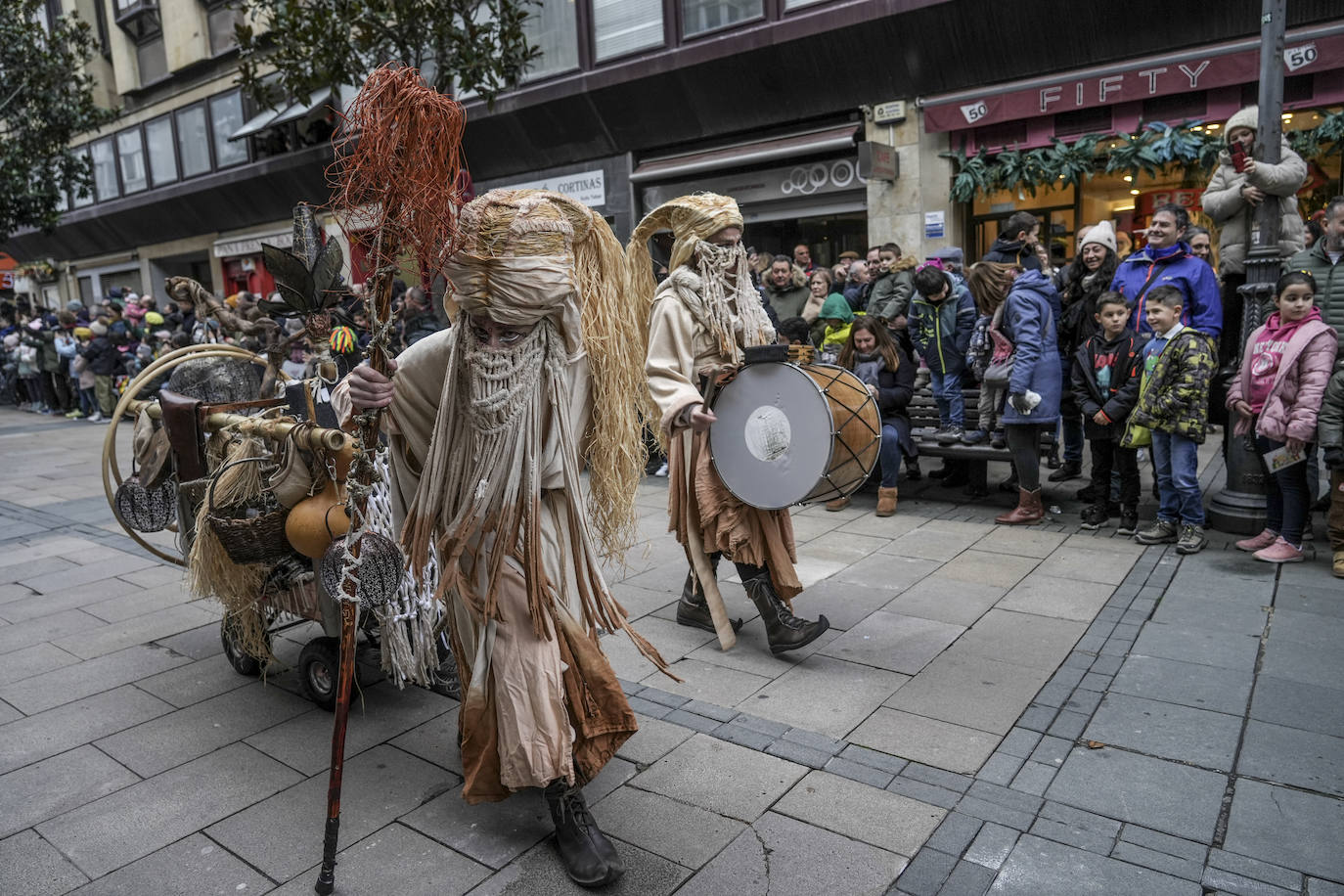 La llegada de los Reyes Magos a Vitoria, en imágenes