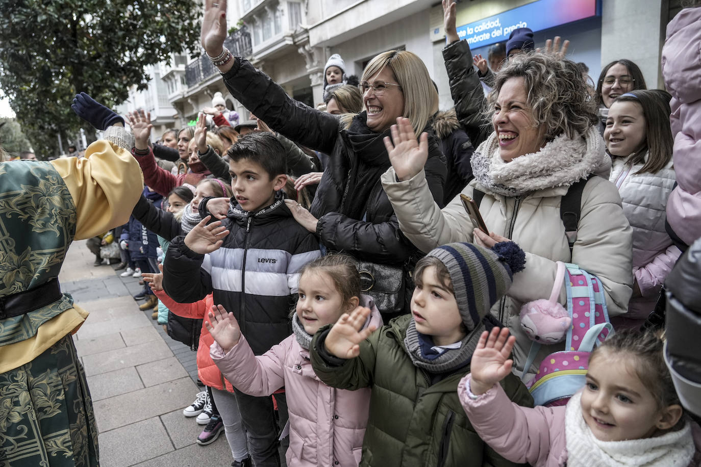 La llegada de los Reyes Magos a Vitoria, en imágenes