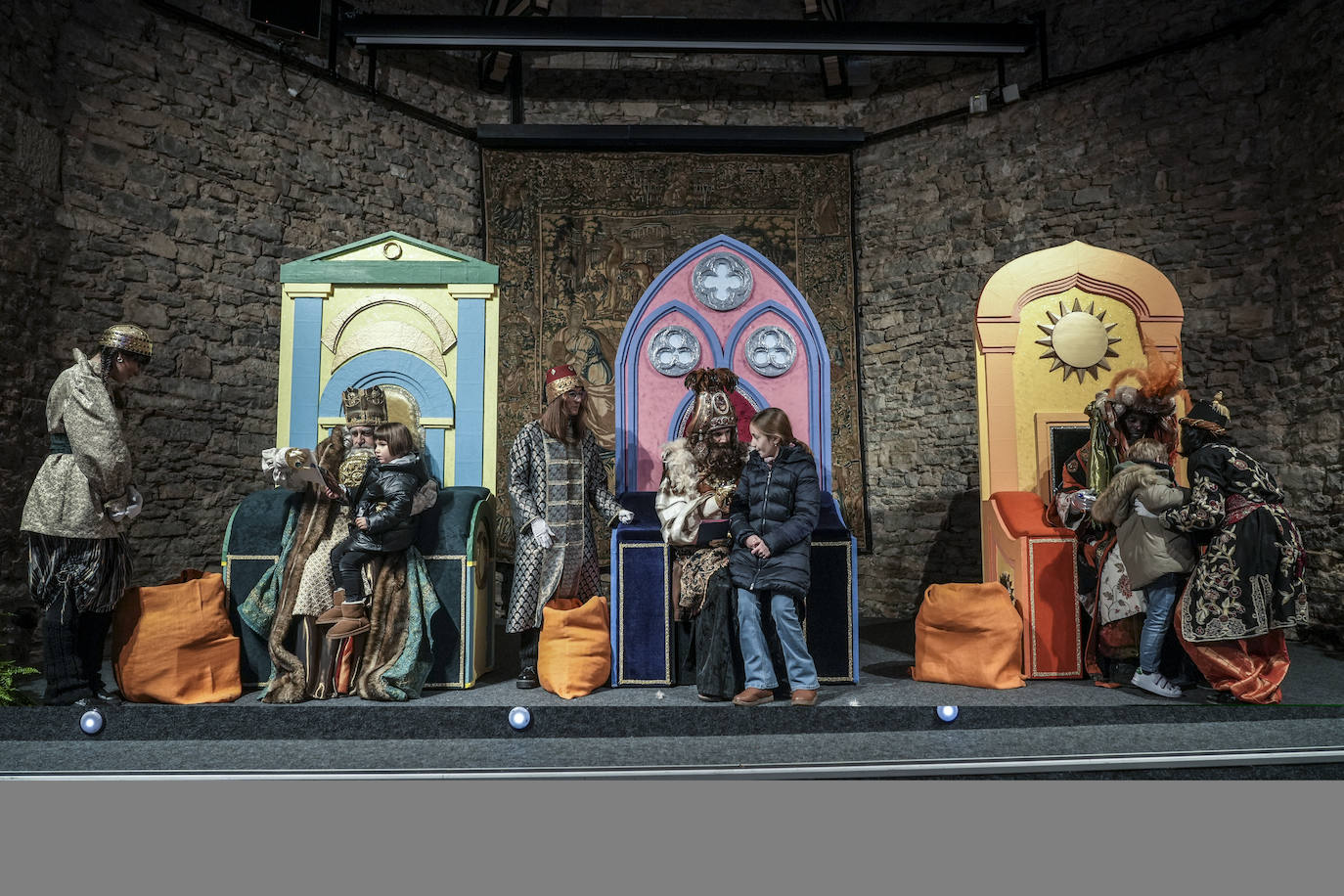 La llegada de los Reyes Magos a Vitoria, en imágenes