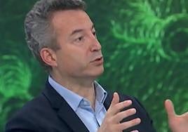 César Carballo vuelve a la carga y critica las medidas de las comunidades contra la ola de gripe