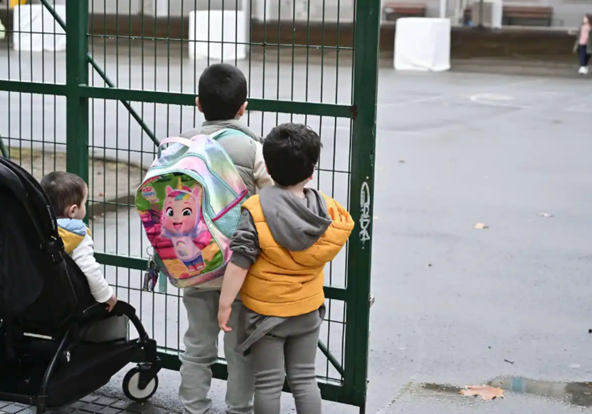 Educación asegura plaza a los niños de 2 y 3 años que ya tengan un hermano matriculado en ese centro