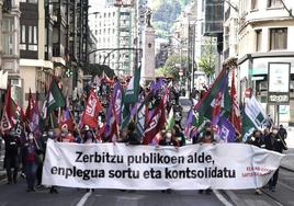 Manifestación durante una huelga en el sector público.