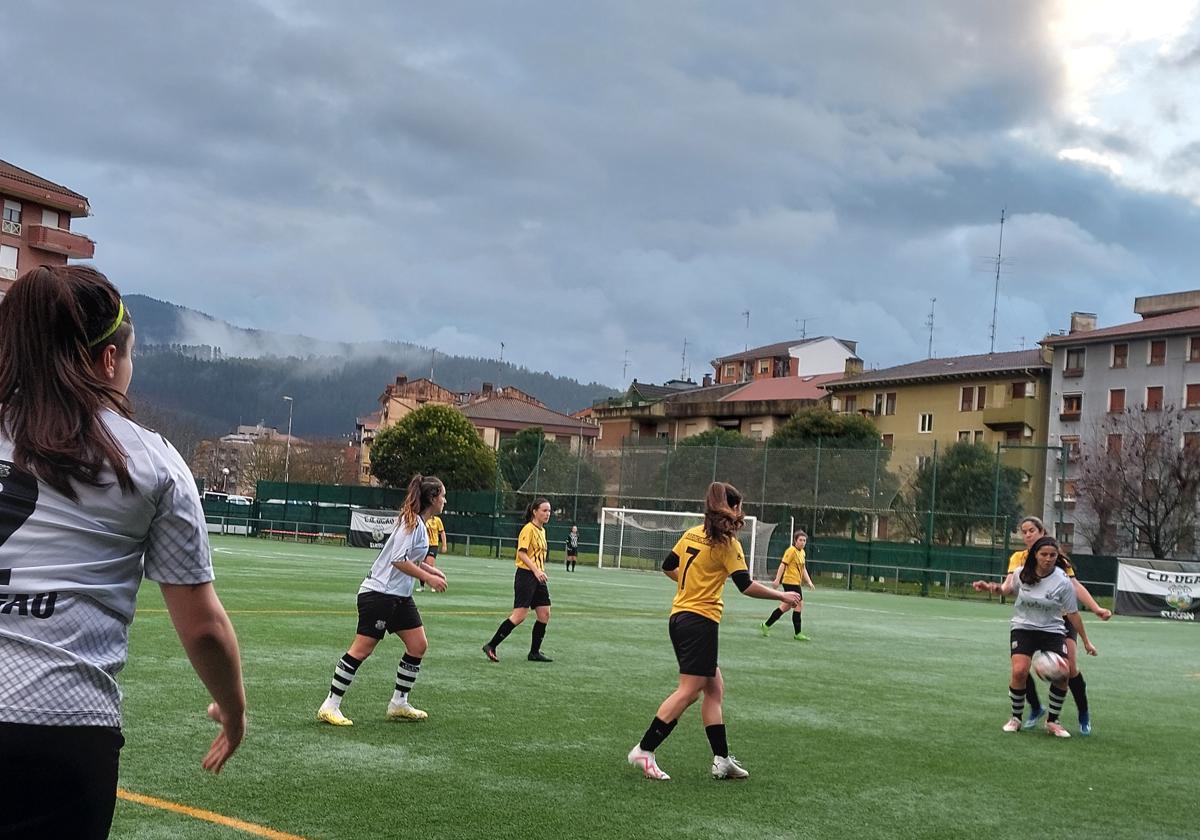 La intensidad y las jugadas fueron mejorando a medida que pasaban los minutos.