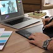 Proiektuak idazteko, garatzeko edo aurreproduzitzeko fasean egon beharko dira.