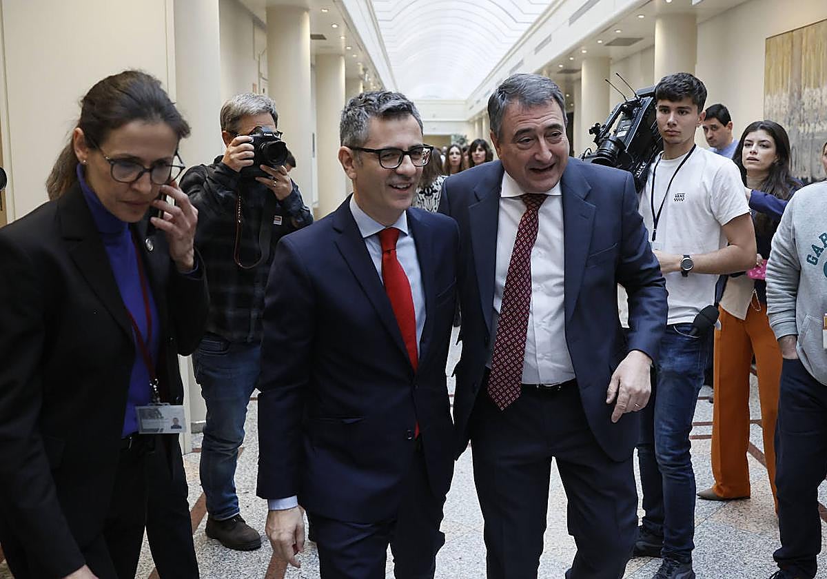 El portazo de Podemos a Díaz tumba la prevalencia de los convenios autonómicos pactada con el PNV