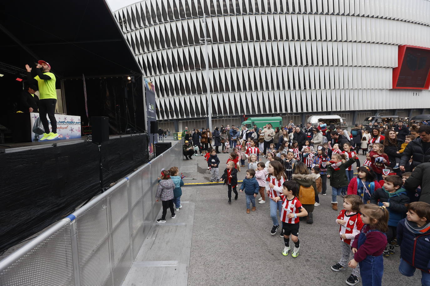 El ambiente previo al derbi, en imágenes
