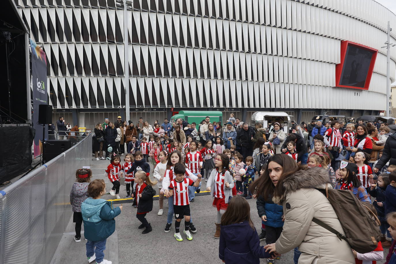 El ambiente previo al derbi, en imágenes