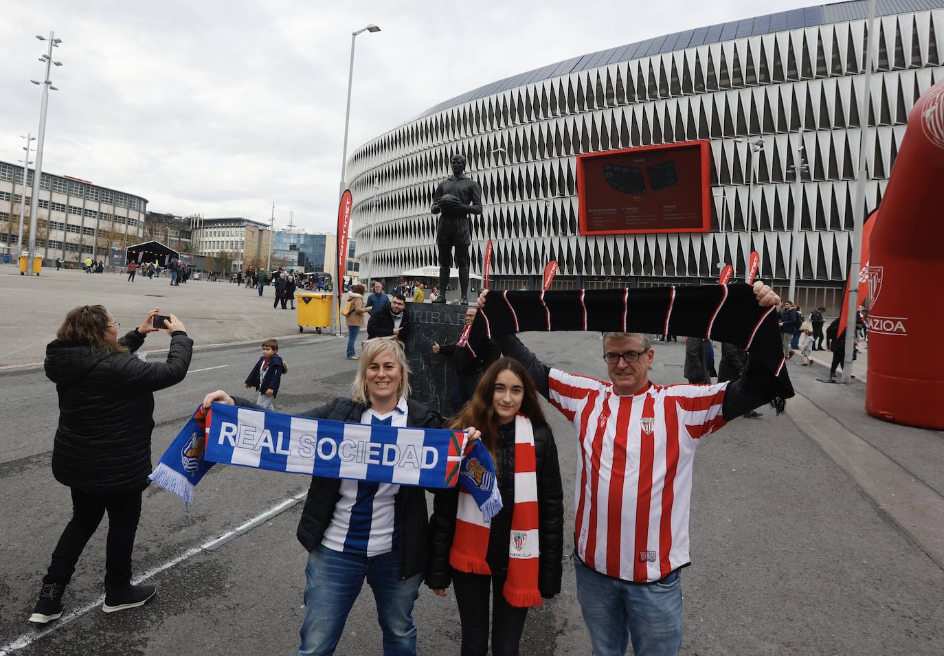 El ambiente previo al derbi, en imágenes