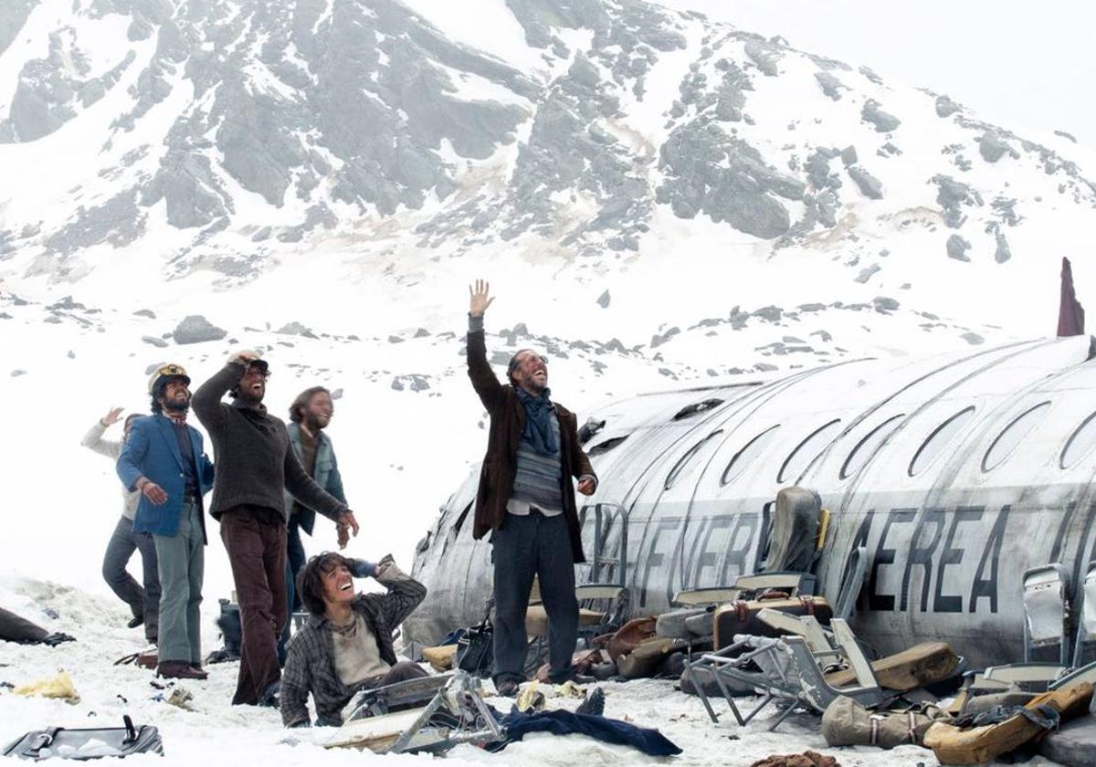 Fotograma de la película 'La sociedad de la nieve'.