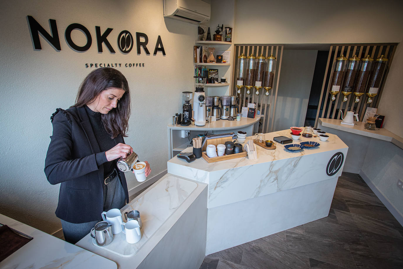 El sueño cumplido de Sara: deja Madrid, cambia de vida y abre este templo del café en Bilbao