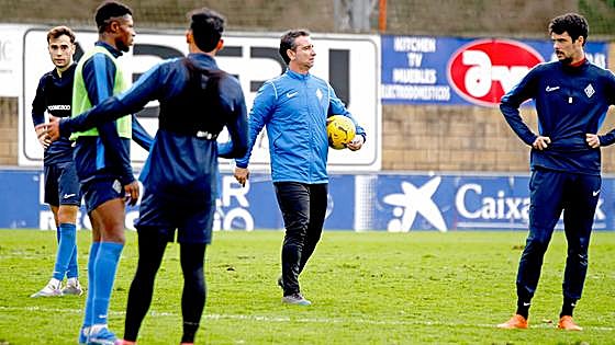 El Amorebieta busca redimirse ante el Eldense