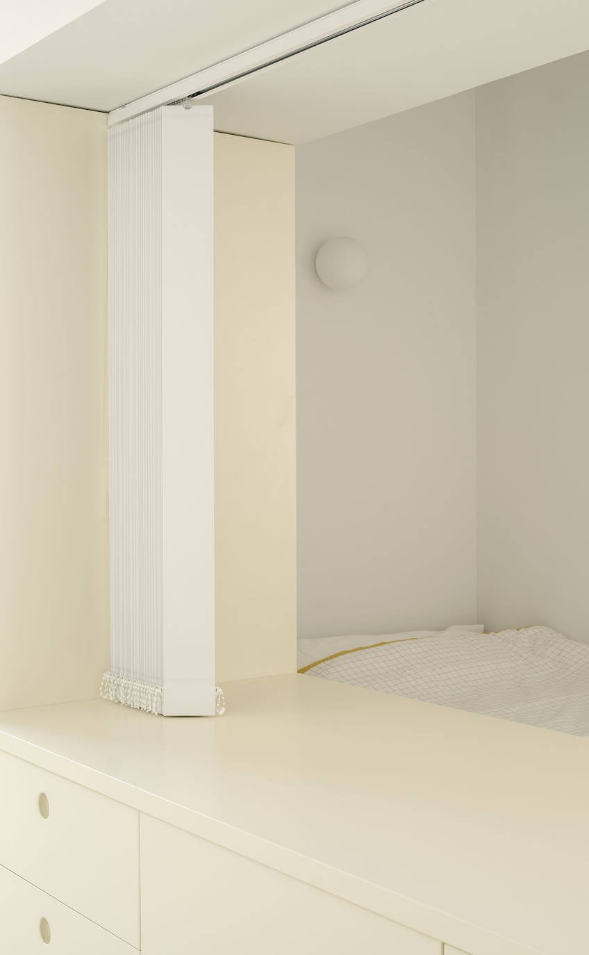 El piso estiloso de 60 metros de una diseñadora y sus tres hijos en El Casco Viejo