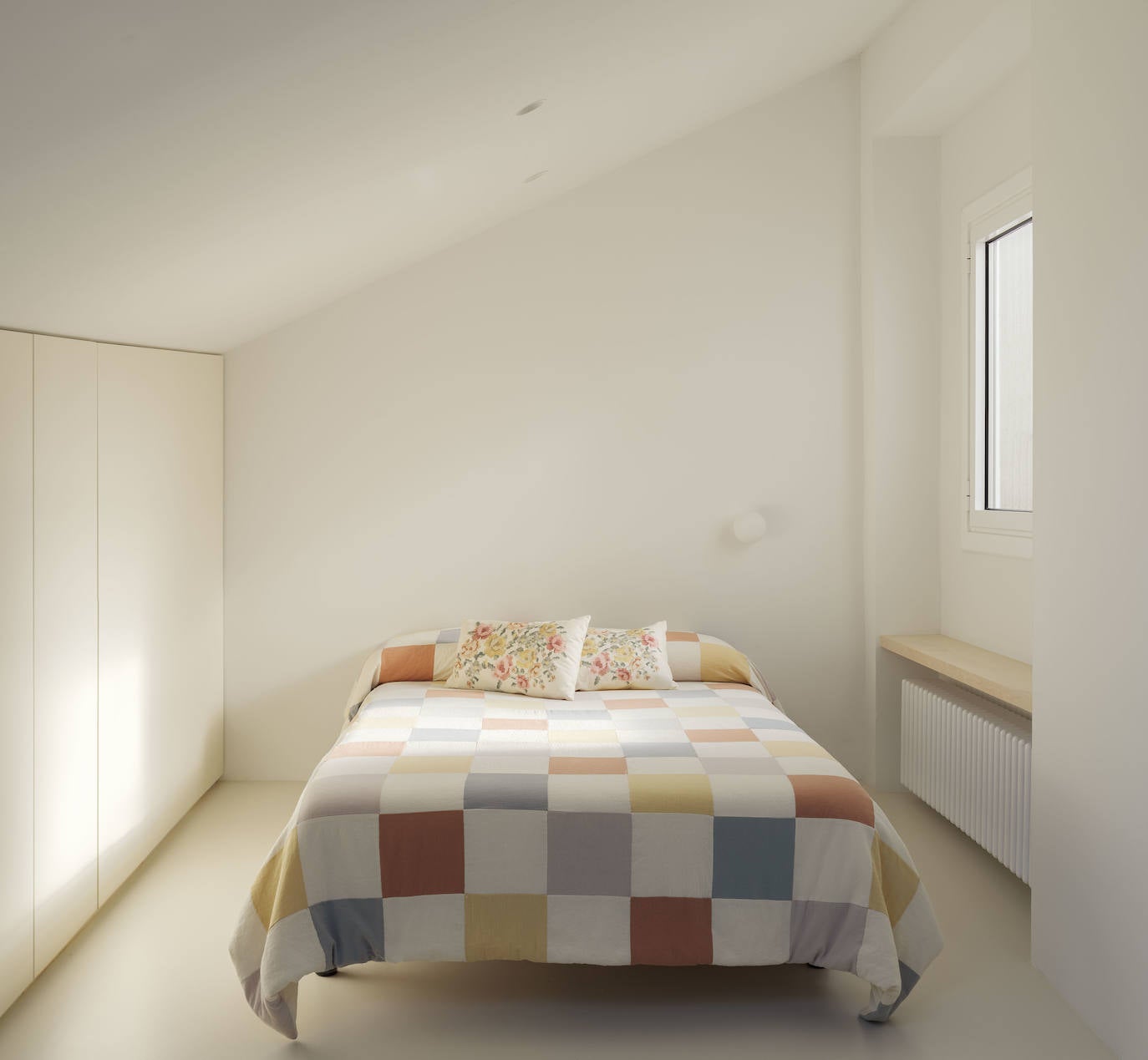 El piso estiloso de 60 metros de una diseñadora y sus tres hijos en El Casco Viejo