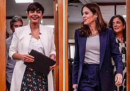 Rocío Vitero (EH Bildu), a la izquierda, poco antes de anunciar el acuerdo alcanzado con la alcaldesa, Maider Etxebarria (PSE), y Beatriz Artolazabal (PNV).