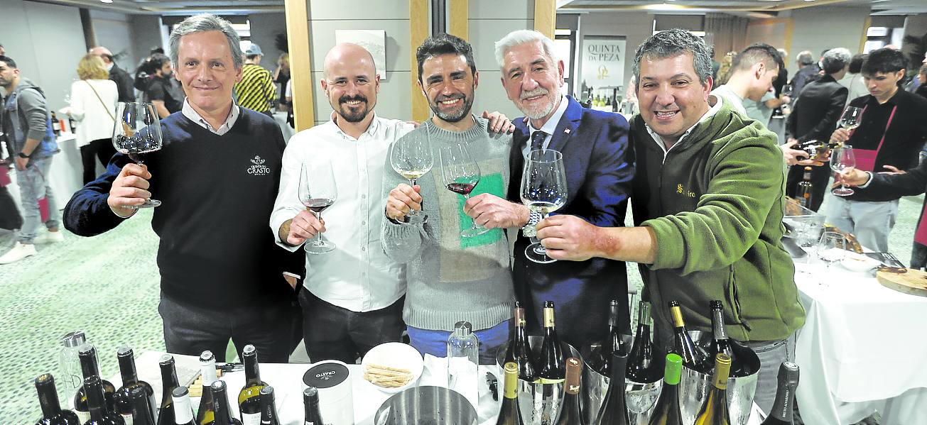 Pedro Almeida, Javier Iturriaga, Ricardo Leite, Manu Martín y Luis Cerdeira.