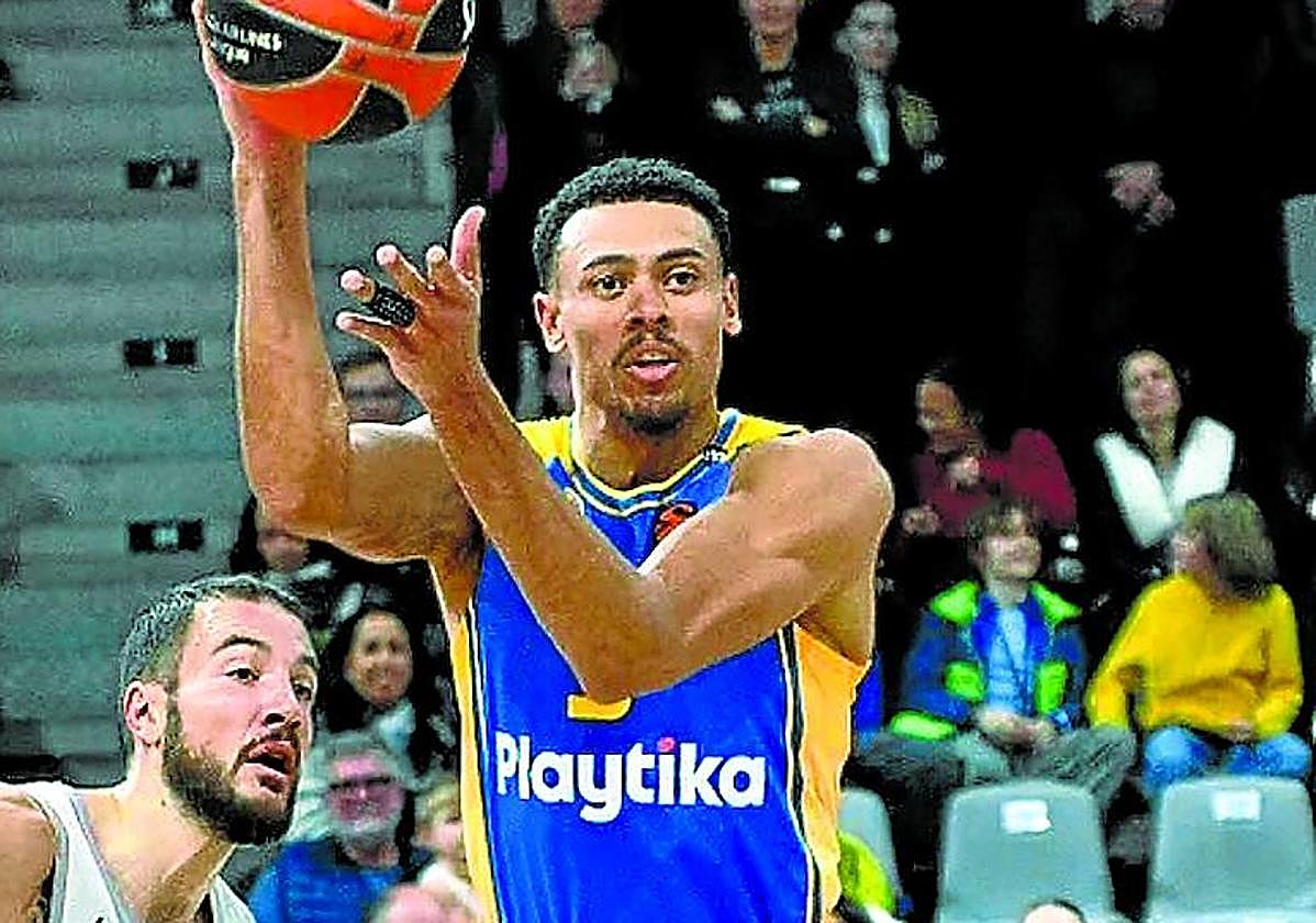 Lorenzo Brown, en un partido del Maccabi en la Euroliga.