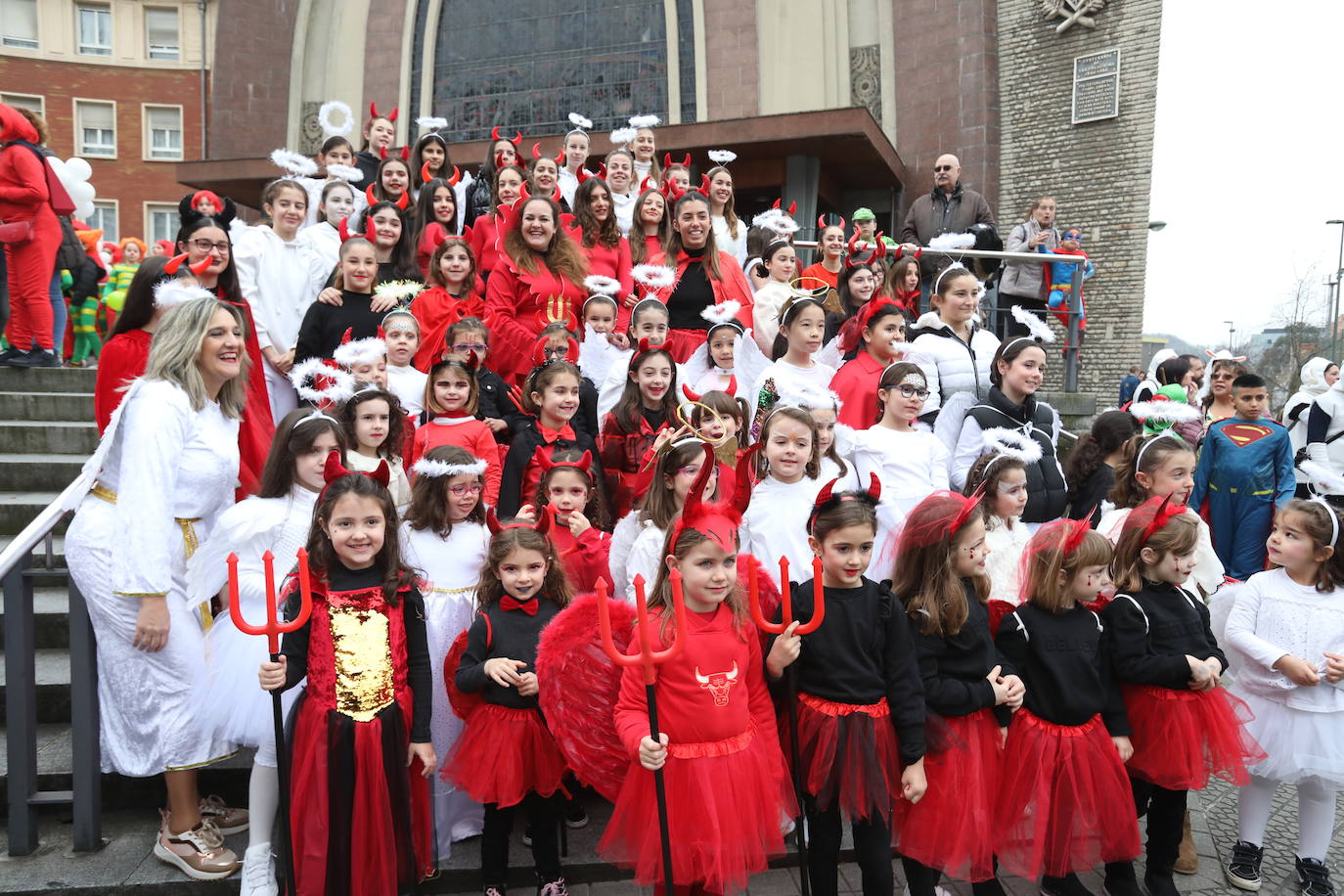 Desfile del Carnaval de Deusto, en imágenes