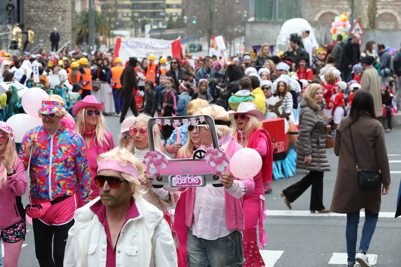 Desfile del Carnaval de Deusto, en imágenes