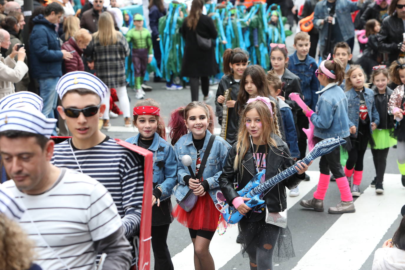 Desfile del Carnaval de Deusto, en imágenes