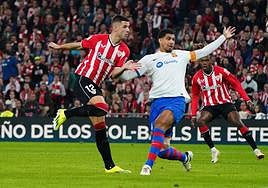 Mikel González y Jon Uriarte han repasado la actualidad del club.