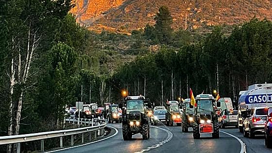 La tractorada arrancará este jueves en Rioja Alavesa por tercer día consecutivo