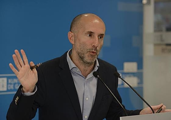 La canción viral del alcalde de Ourense con la que busca que su partido sea la llave de Gobierno en Galicia