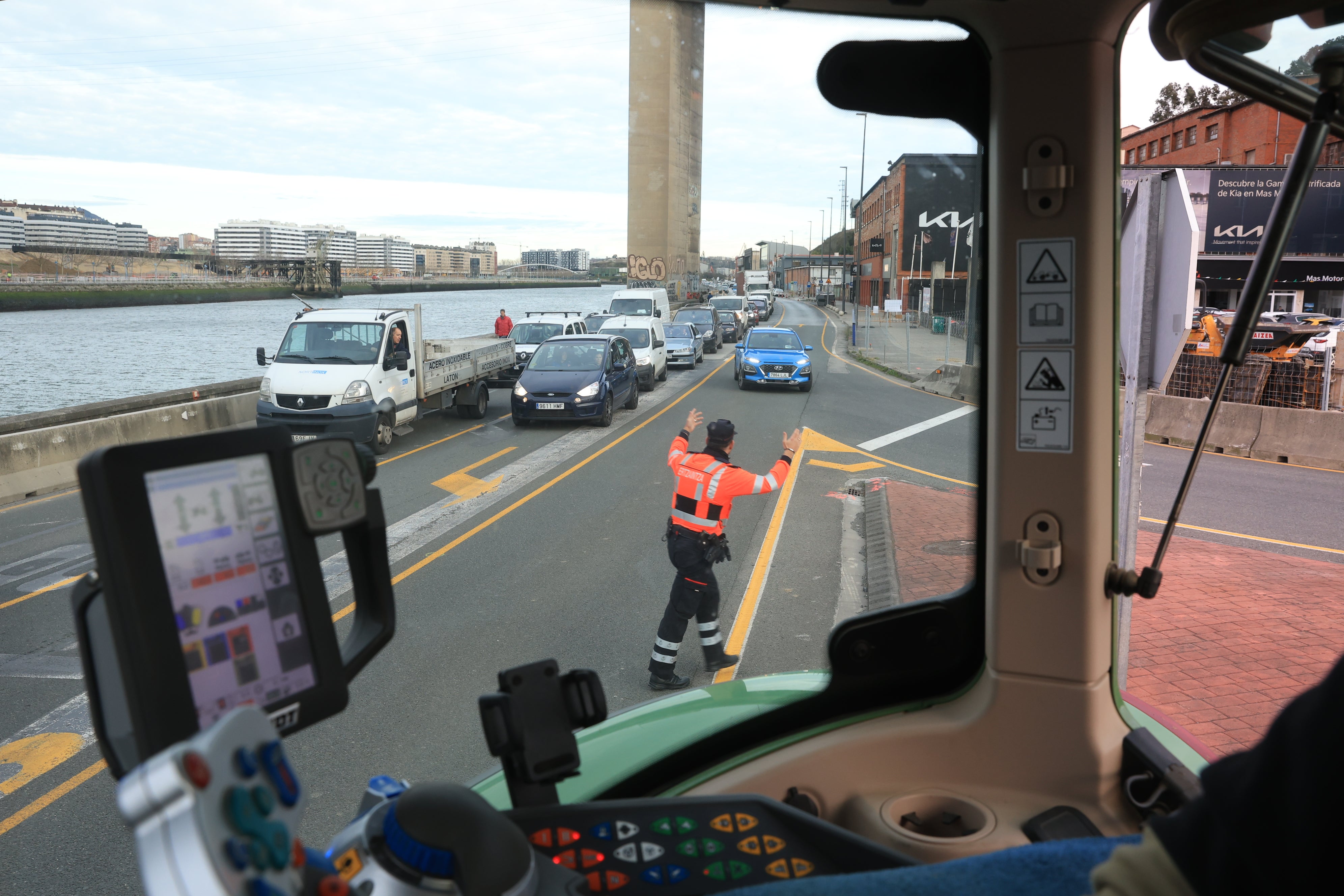 Bilbao recibe a la &#039;tractorada&#039;