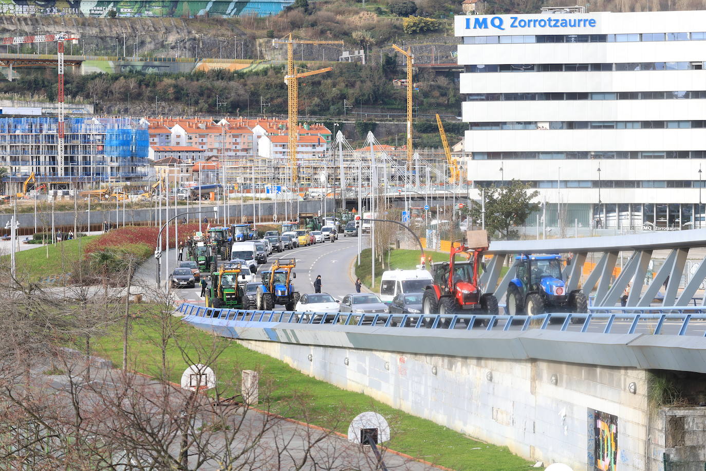 Bilbao recibe a la &#039;tractorada&#039;