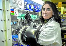 Galcerán, en su laboratorio del parque de Miñano.