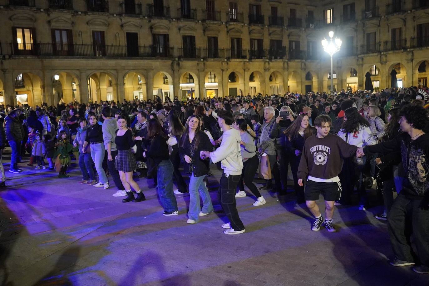 La quema de la Sardina de Vitoria, en imágenes