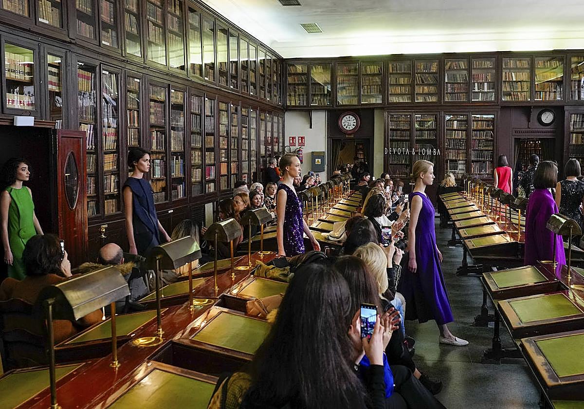 La nueva colección del alavés Modesto Lomba, en imágenes