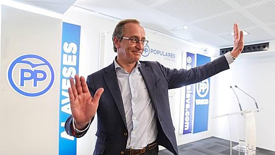 Alonso, Valenciano, Lassalle... Los expolíticos que no renunciaron a fichar por la consultora de Pepe Blanco
