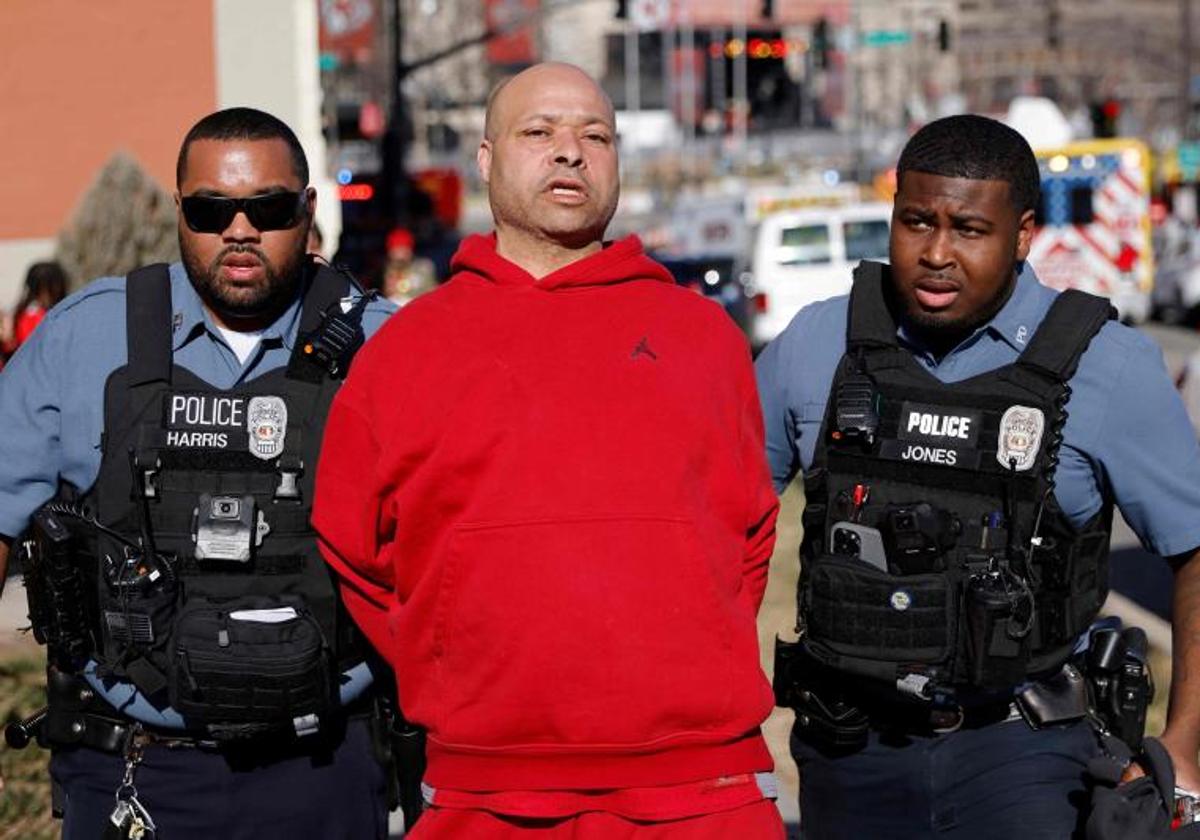 Un muerto y 9 heridos en un tiroteo en Kansas City en la fiesta de la Superbowl