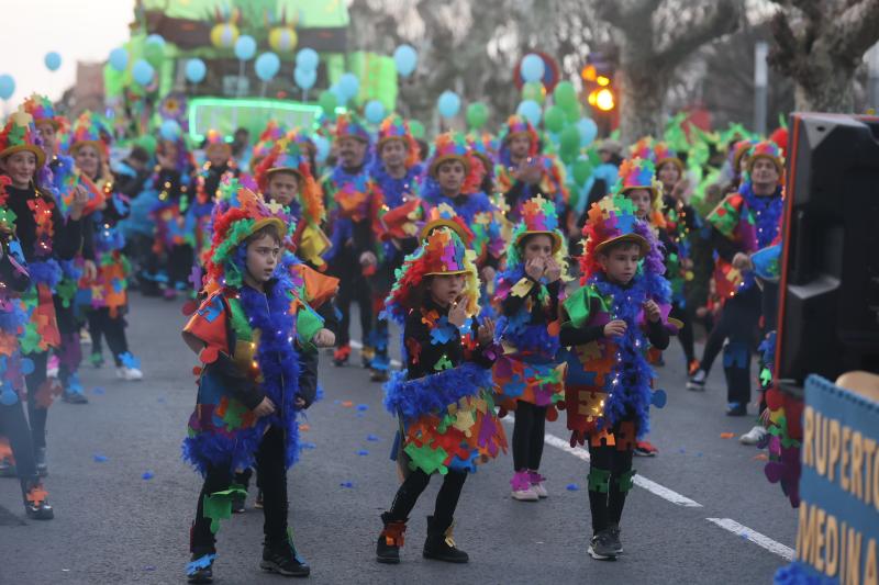 Sestao y Santurtzi se mueven al ritmo de Carnaval