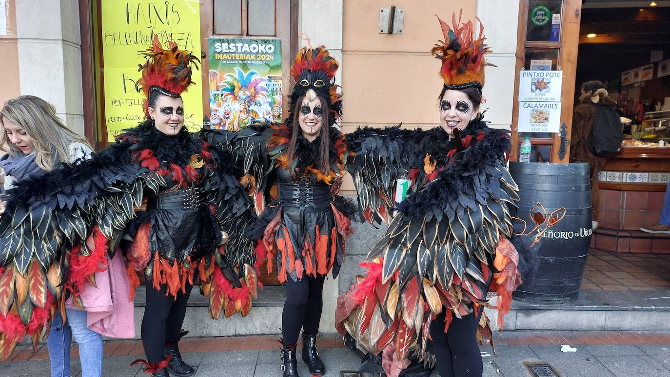 Sestao y Santurtzi se mueven al ritmo de Carnaval