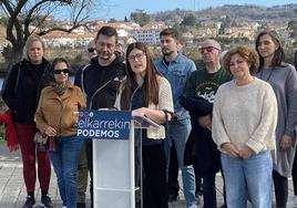 La candidata de Podemos a lehendakari, Miren Gorrotxategi, durante su intervención este sábado en un acto en Irún.