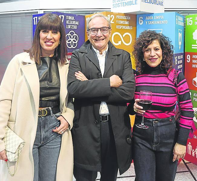 Gotzone Álvarez, José Luis Yagüe y Ainhoa Aldaiturriaga.