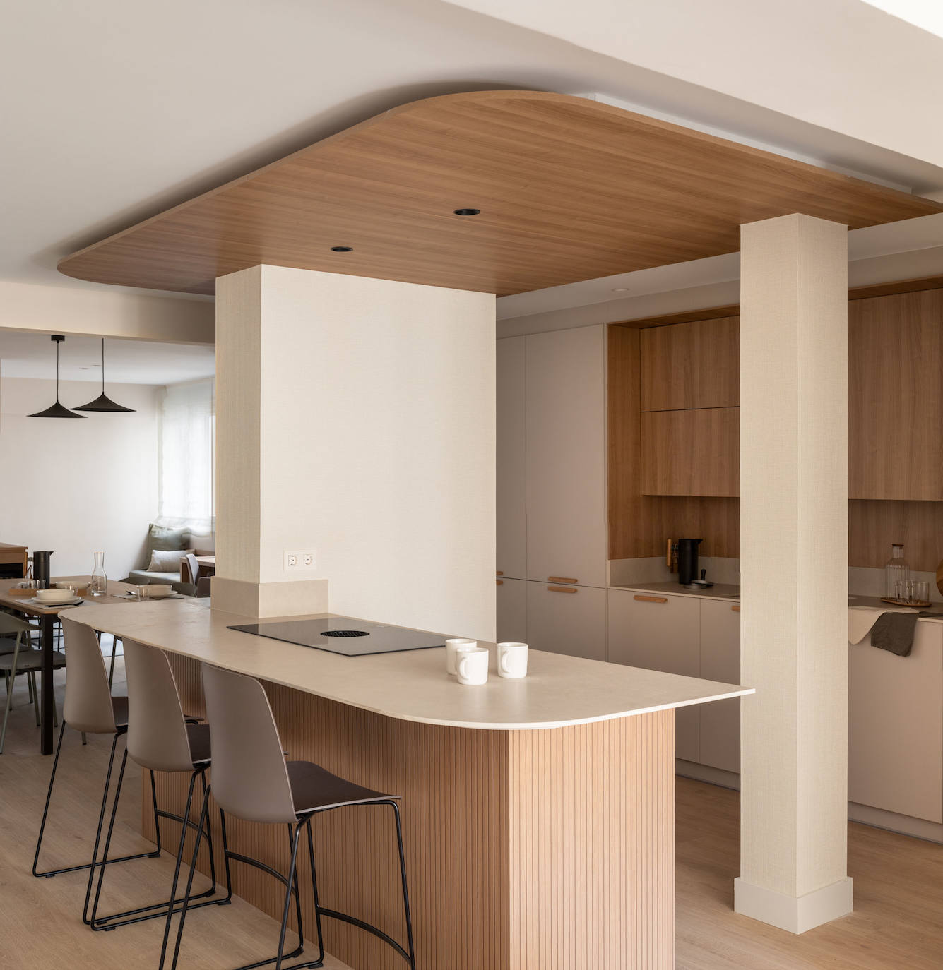 El piso de una pareja joven y su hijo en Mungia ideado para vivir en calma