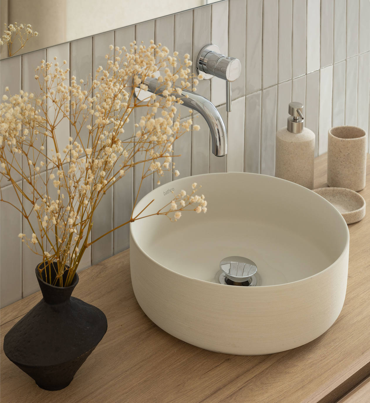 El piso de una pareja joven y su hijo en Mungia ideado para vivir en calma