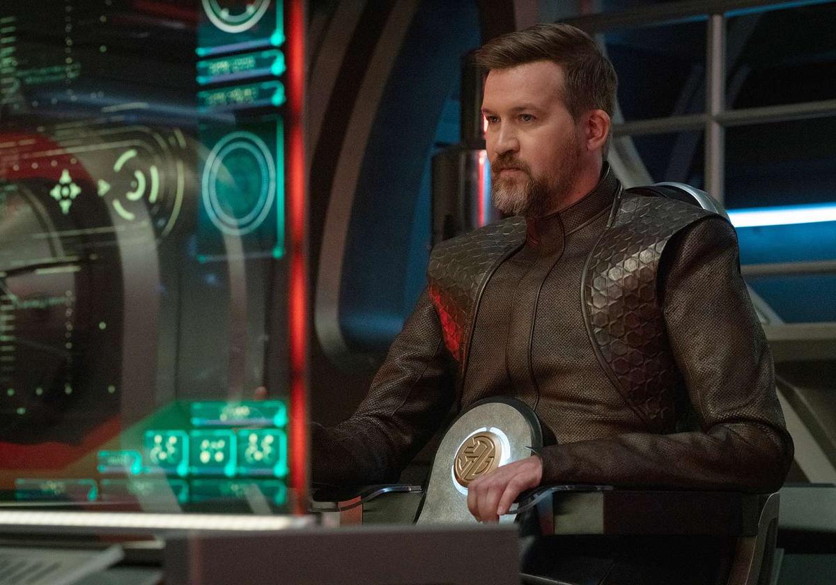 Kenneth Mitchell, en una escena de 'Star Trek Discovery'.