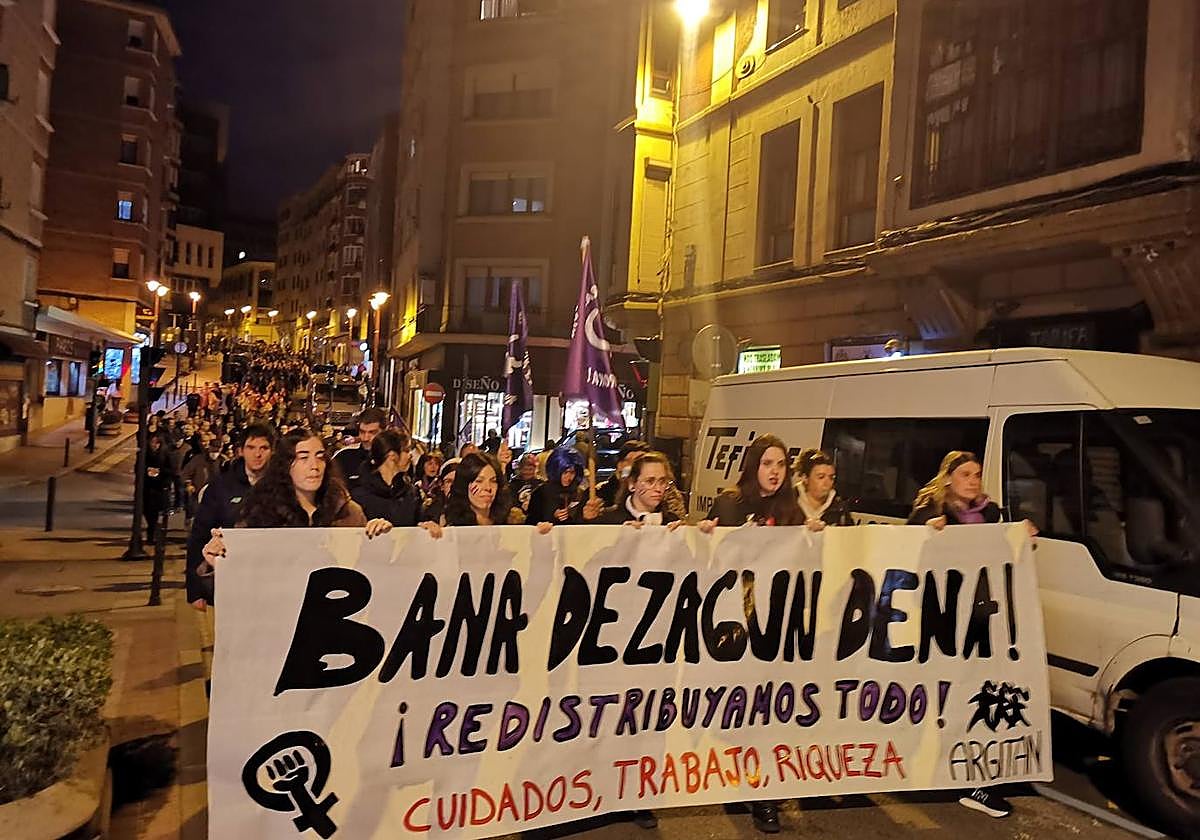 Imagen de la marcha que recorrió el pasado año las calles principales de Barakaldo.