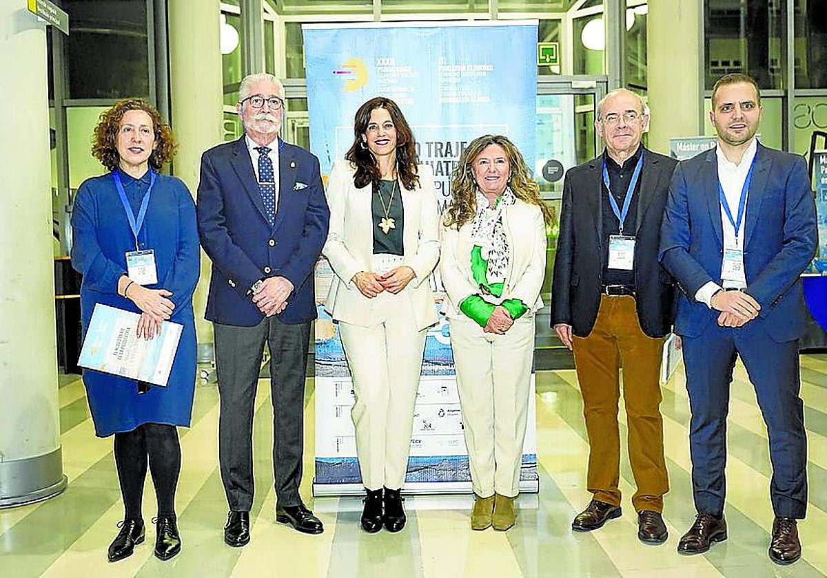 Natalia Ojeda, Kepa Urigoitia, Maider Etxebarria, Gotzone Sagardui, Edorta Elizagarate y Cristóbal Pavón.