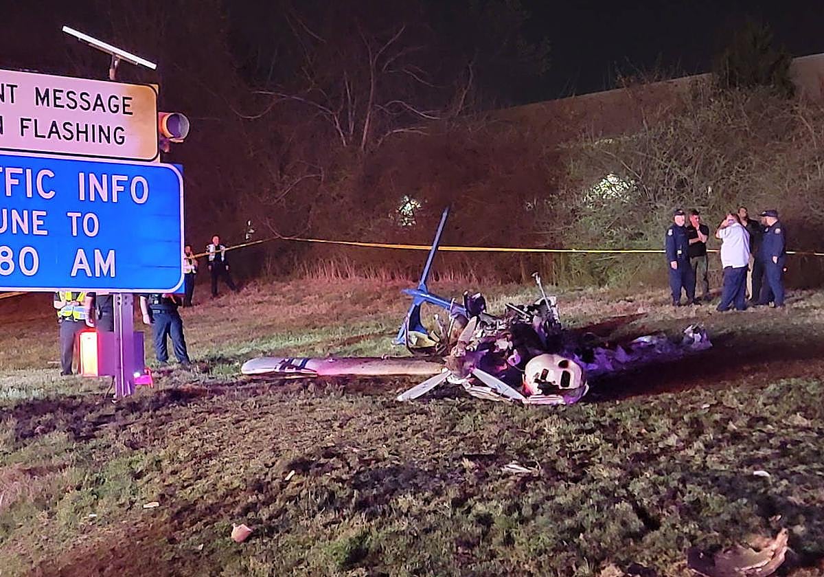 Mueren cinco personas al estrellarse una avioneta en una autovía de Nashville