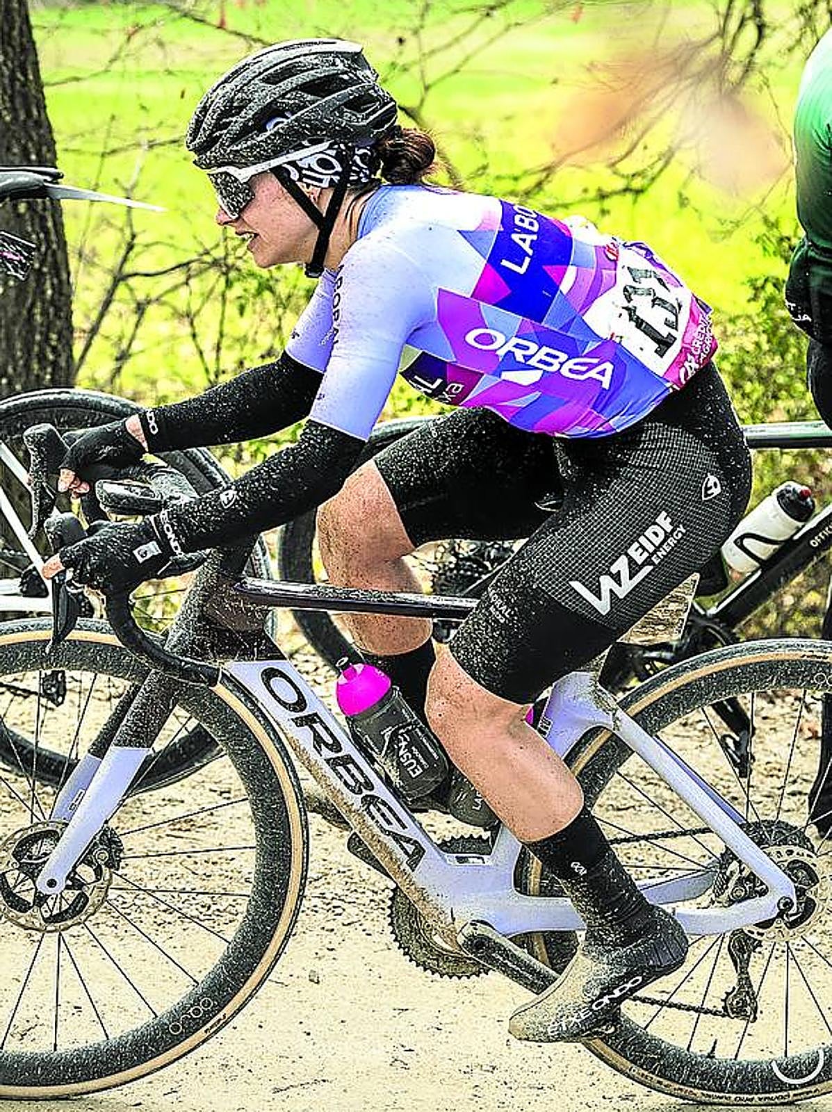 Oyarbide, en pleno tramo de sterrato el sábado.