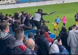 Una pelea con al menos un herido obliga a suspender un partido de fútbol de Tercera Federación